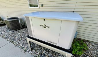 1024 Birchwood Ln, Aberdeen, SD 57401