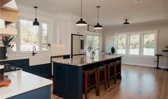 41 Wintergreen Way, Glocester, RI 02814