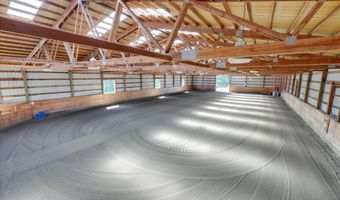 11800 S CARUS Rd, Oregon City, OR 97045