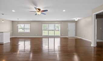11127 E Brainerd Rd, Apison, TN 37302