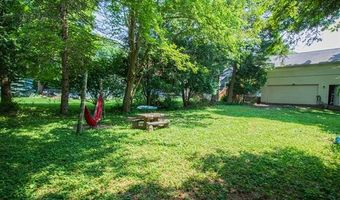 235 E Saint Clair St, Almont, MI 48003