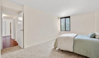 7401 WESTLAKE Ter #215, Bethesda, MD 20817