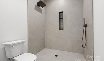 324 Avery Trail Dr 26, Arden, NC 28704