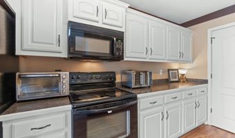 1641 White Oak Cir, Benton, AR 72019
