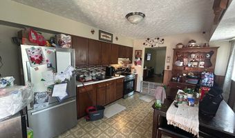 2027 Booth Quillen Rd, Ashland, KY 41102
