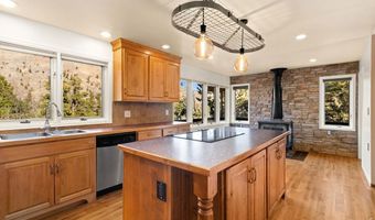 31 Kings Canyon Rd, Bellvue, CO 80512