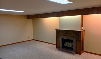 930 WASHINGTON St, Wisconsin Rapids, WI 54494