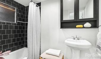 2816 Yadkin Ave, Charlotte, NC 28205