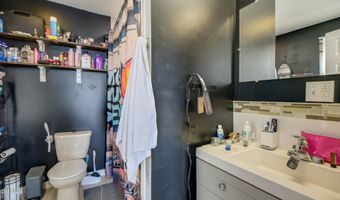 35 Grand St, Amsterdam, NY 12010