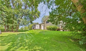 15726 Parkwood Cir, Avon, MN 56310