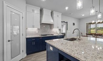 1010 Huntleigh Dr, Bentonville, AR 72713