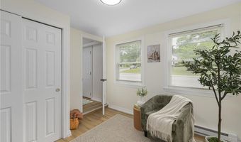 461 River Rd, Lincoln, RI 02865