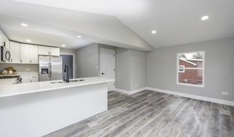 24199 W Beach Grove Rd, Antioch, IL 60002