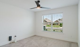 221 Palm St, Bentonville, AR 72713