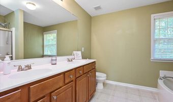 2004 Himalaya Way, Apex, NC 27502
