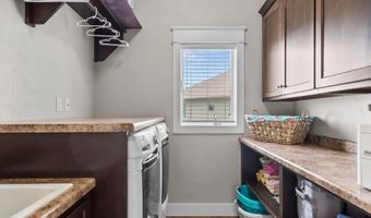 1106 BOBBY Ct, Appleton, WI 54915