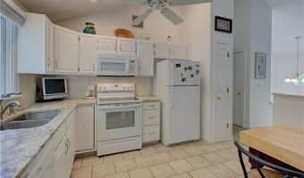 60 North St, Cranston, RI 02920
