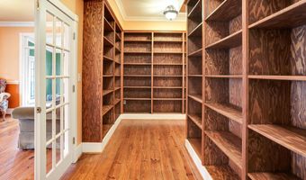 329 OLD BRIDGE Rd, Amissville, VA 20106