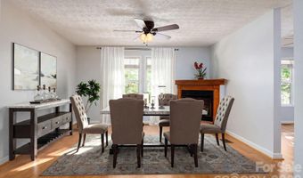 135 Brookhaven Ln, Advance, NC 27006