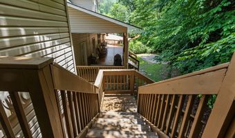 95 Cherokee Ave, Andrews, NC 28901