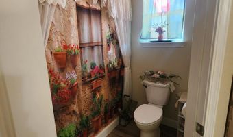 135 Cambridge Dr, Dayton, NV 89403