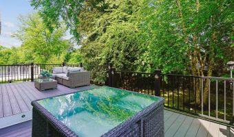 6685 JESSAMINE Ct, Annandale, VA 22003