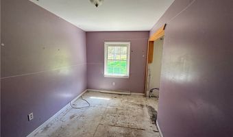 39 Pine Hill Dr, Alfred, NY 14802
