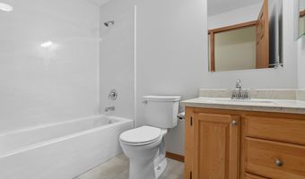 3928 County Road 60 Rd, Auburn, IN 46706