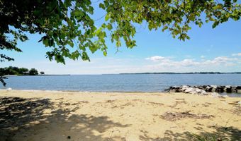 1307 BEACHVIEW Rd, Annapolis, MD 21403