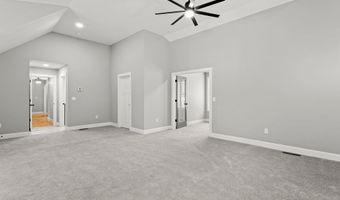 91 Raymond Rd, Auburn, NH 03032