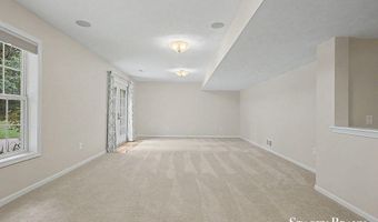 5420 Clemwood Ct SE, Ada, MI 49301