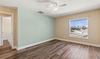 216 S 8th St, Flagler Beach, FL 32136