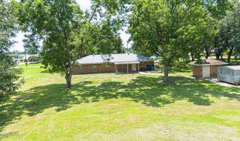 8922 Meadow Ln, Abbeville, LA 70510