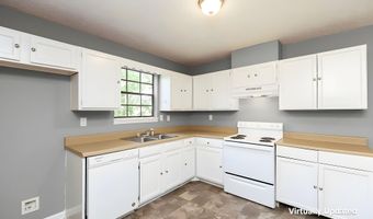 203 WINTERHAVEN Dr, Alabaster, AL 35007