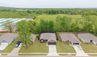 211 Honeysuckle St, Alma, AR 72921