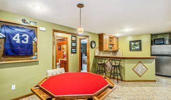 410 Country Hills Dr, Augusta, KS 67010