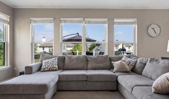 1690 Meadowside Dr, Ann Arbor, MI 48104