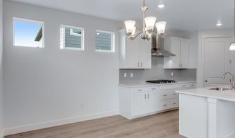 1922 Chaffee Crest Dr, Berthoud, CO 80513