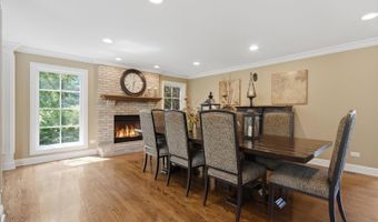 23855 W Sarah Ct, Antioch, IL 60002