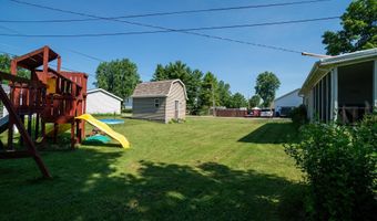 315 N York St, Albion, IN 46701