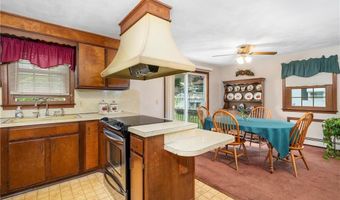 370 Bryant St, Cumberland, RI 02864