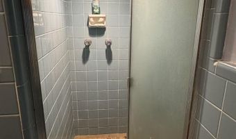 905 5th St, Adel, GA 31620