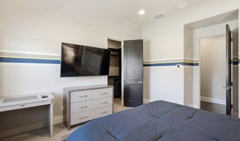 525 W HARMONY Pl, Chandler, AZ 85248