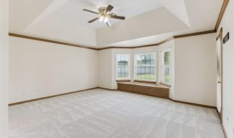 506 Fieldcrest Dr, Chickasha, OK 73018