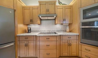 1801 Bent Tree Ct, Auburn, IN 46706