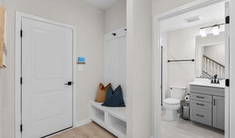 2460 MYSTIC MAROON Ter, Ashburn, VA 20147