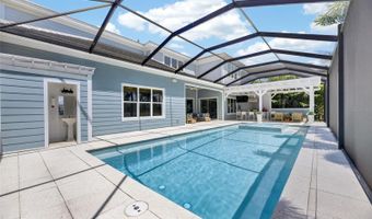 825 MANNS HARBOR Dr, Apollo Beach, FL 33572