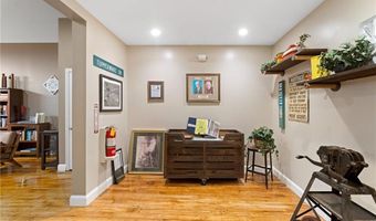 1 Tupperware Dr 326, North Smithfield, RI 02896