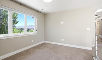 822 W STAR SPANGLED Dr, Bluffdale, UT 84065
