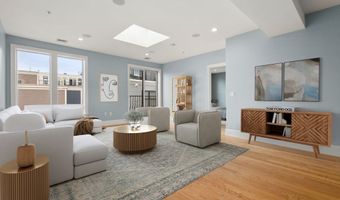 111 B St 8, Boston, MA 02127